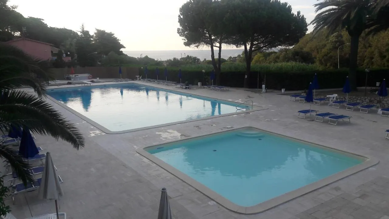 *** Aparthotel Residence Napoleon By Helloelba Procchio  Italië