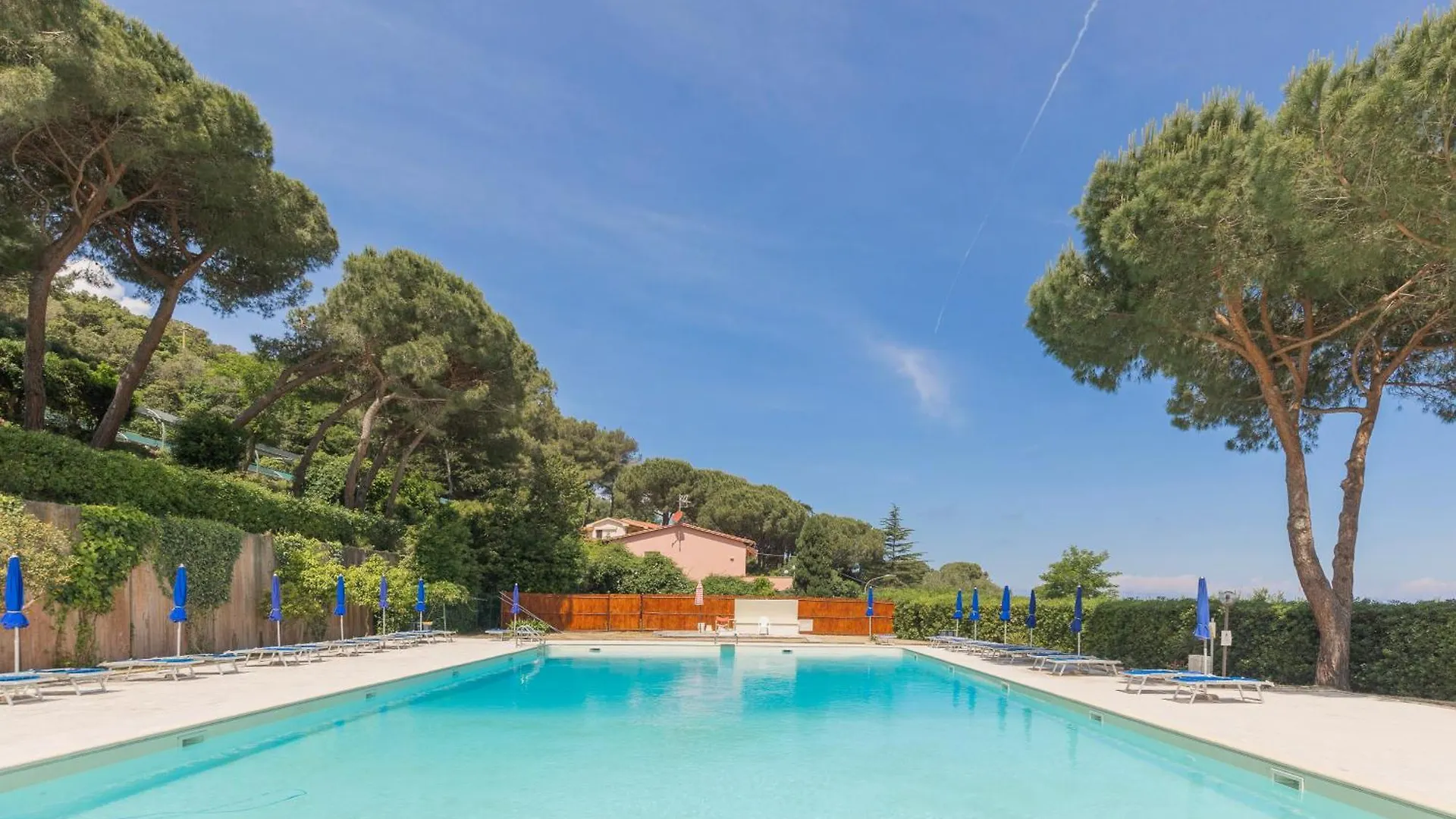 *** Aparthotel Residence Napoleon By Helloelba Procchio  Italië